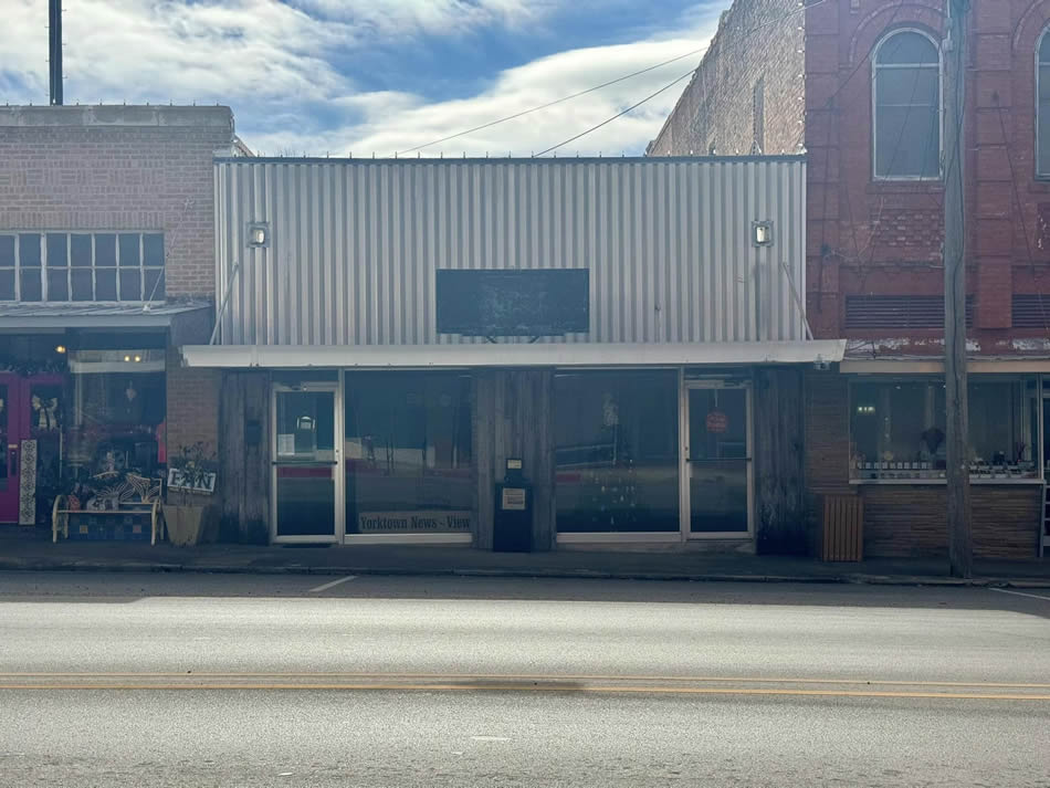 126 E. Main St. Yorktown, TX 78164