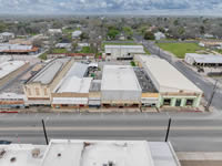 143 E. Main St. Yorktown TX