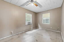 214 McCullough, Cuero, TX 77954