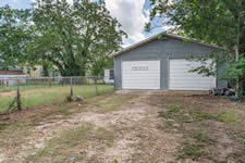 214 McCullough, Cuero, TX 77954