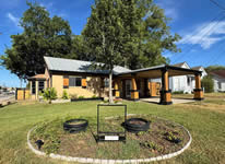 411 W Main St., Yorktown, TX 78164