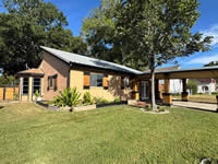 411 W Main St., Yorktown, TX 78164