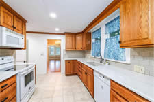 543 W. Seventh St., Yorktown, TX 78164