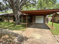 807 W. Tenth St., Yorktown, TX 78164